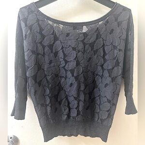 American Eagle Vintage Floral Lace Back Gray 3/4 Sleeve Scoop Neck Sweater